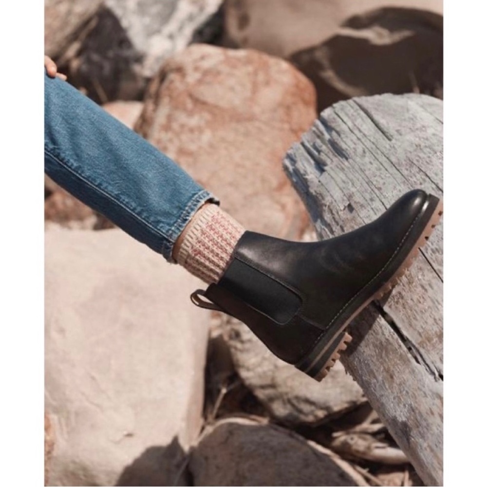 Madewell The Ivy Chelsea Boot Leather